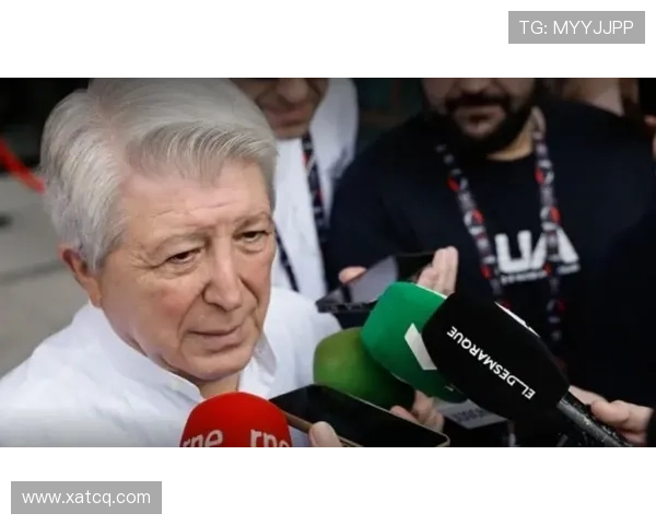 塞雷佐称西蒙尼年轻可执教多年